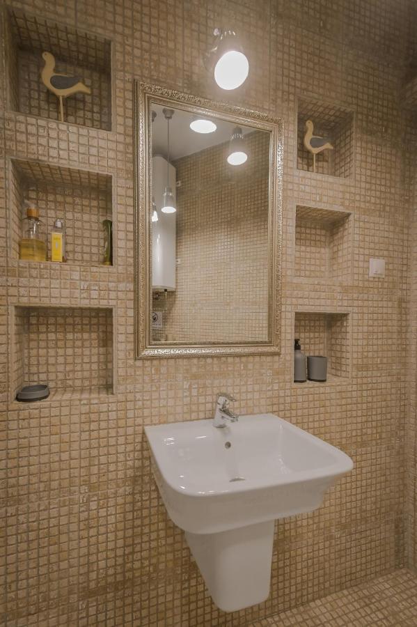 The Simple Place - Close To Slaveykov Square By Flat Mаnager Sofia Exterior foto